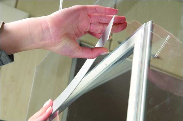 Cadre porte affiche A1 pour vitre et vitrine