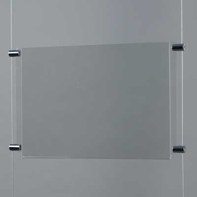 Porte affiche plexiglas A1 horizontal 3 mm suspendu